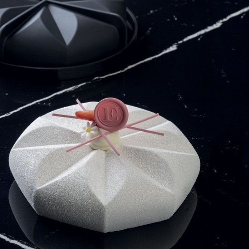 Форма для мороженого/суфле 3D "Солнечный" d180мм h50мм (объем 0,966л), силикон Форма для мороженого/суфле 3D "Солнечный" d180мм h50мм (объем 0,966л), силикон