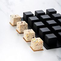 Форма силиконовая PAVOFLEX для пирож. 3D "40time Cube" 34х34мм h34мм, 40мл, 15 ячеек