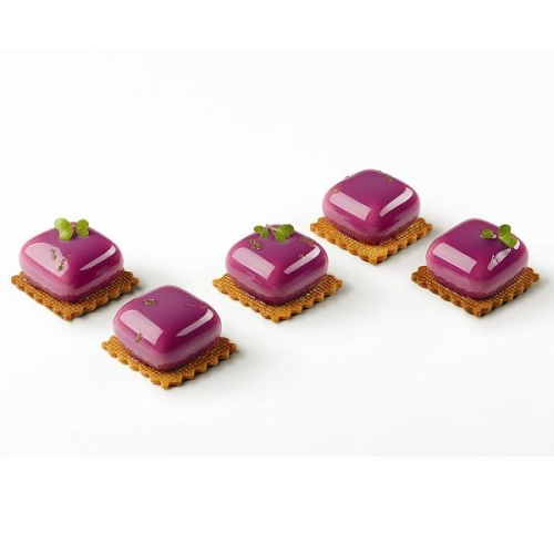 Форма силиконовая PAVOFLEX для пирож. 3D "Мистер мини" 35х35мм h20мм, 18мл, 30 ячеек Форма силиконовая PAVOFLEX для пирож. 3D "Мистер мини" 35х35мм h20мм, 18мл, 30 ячеек